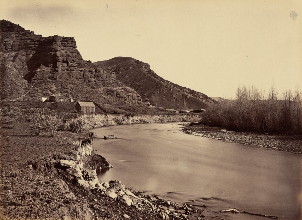 Plaat 35. Echo City, uitkijkend over de Weber-rivier,1869 (foto) door Andrew Joseph Russell