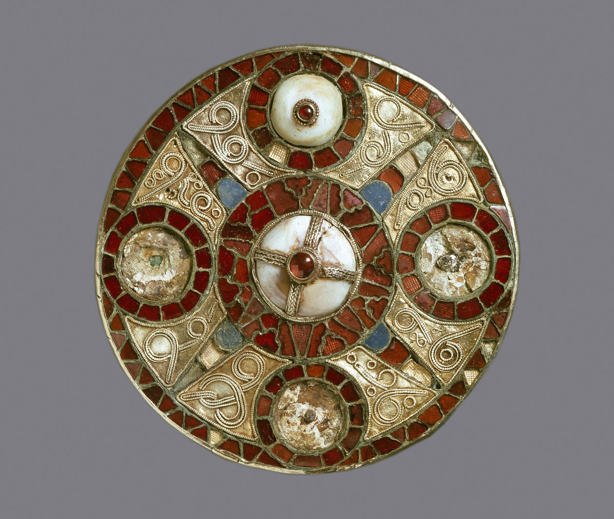 Juweel schijfbroche, uit graf 3 in Monkton, Kent, Angelsaksisch door Anglo Saxon