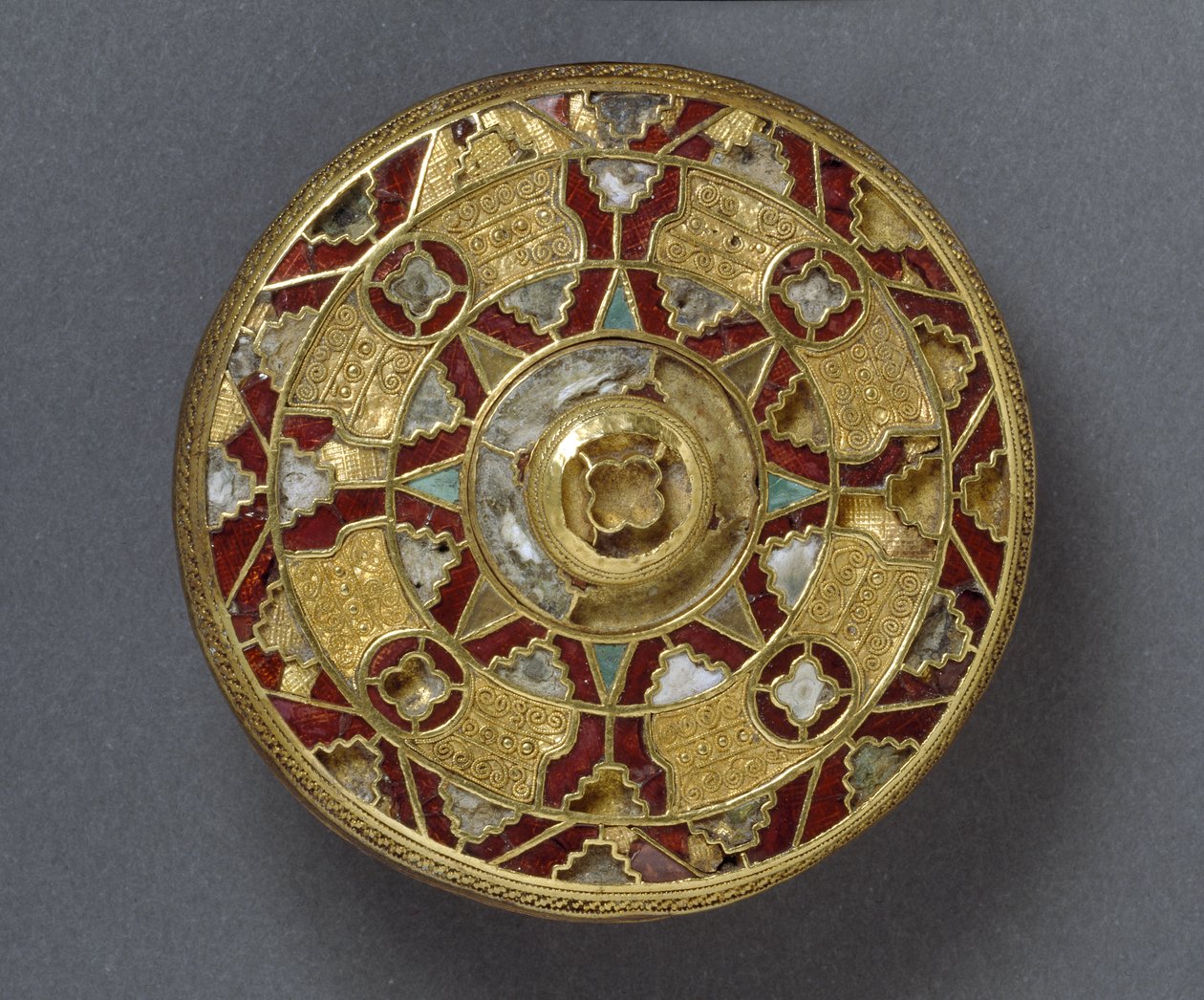 Juweel schijfbroche, uit Sarre, Kent, Angelsaksisch door Anglo-Saxon