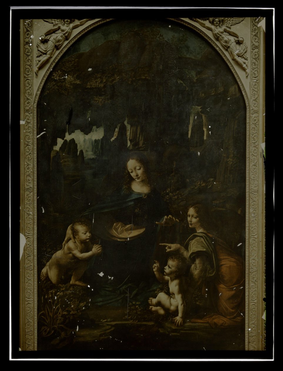 Reproductie van Leonardo da Vinci, Maagd op de rotsen, Louvre door Anonymous