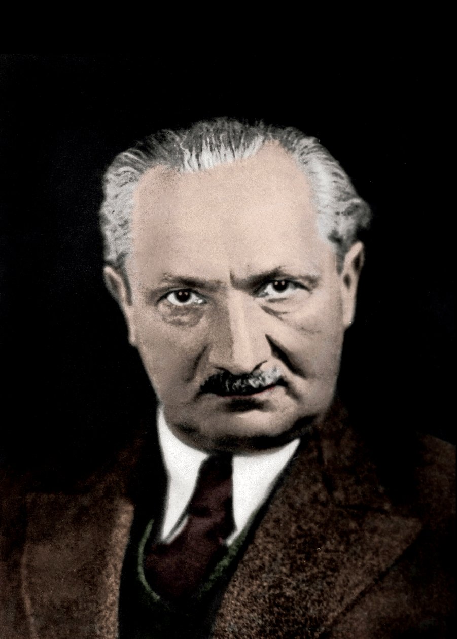 Portret van Martin Heidegger (1889-1976), Duitse filosoof door Anonymous Anonymous