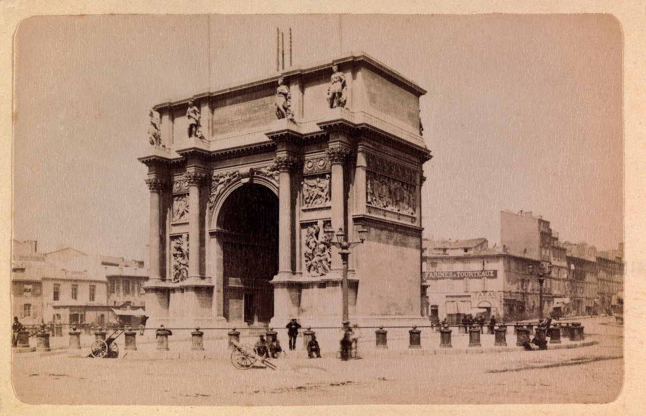 De stad Marseille en haar omgeving rond 1885-1890: de Arc de Triomphe - Privécollectie door Anonymous Anonymous
