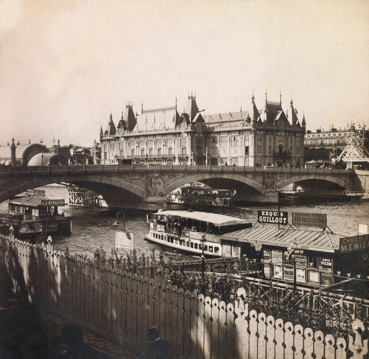 Wereldtentoonstelling van 1900 in Parijs: Paviljoen van de stad Parijs - privécollectie door Anonymous Anonymous