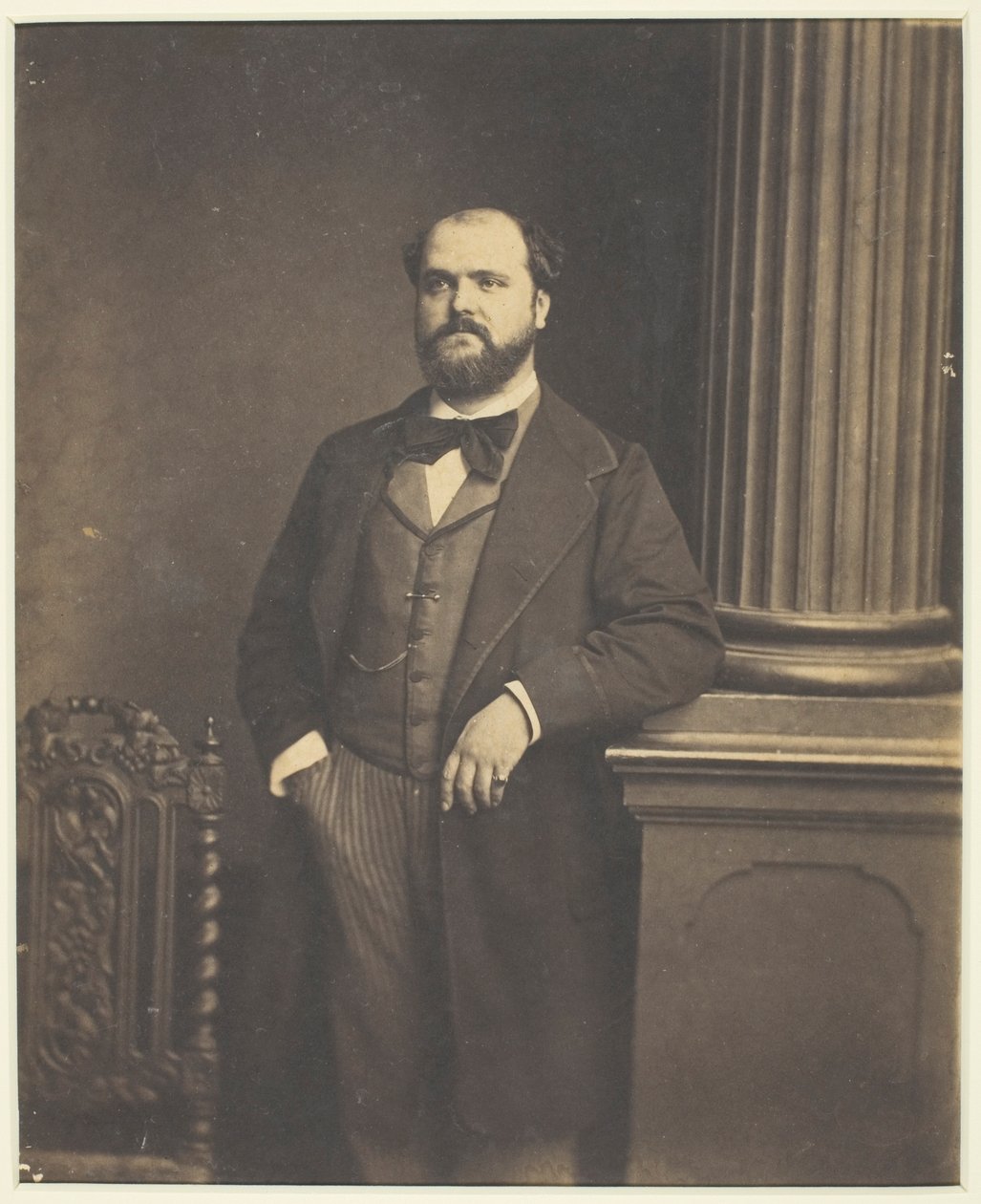 Zonder Titel (Man Staand, en Face) door Antoine Samuel Adam Salomon