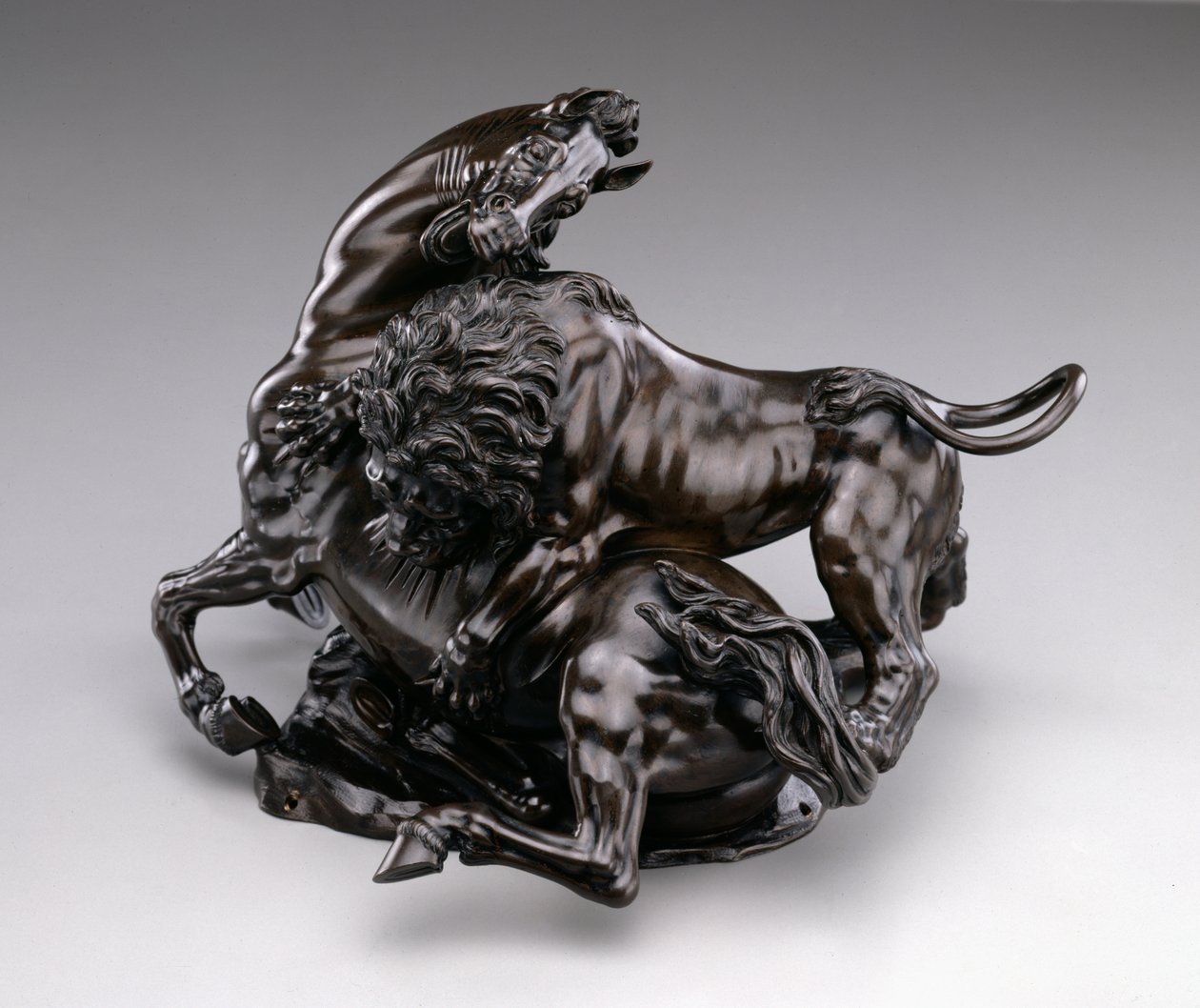 Leeuw die een paard aanvalt, ca. 1580/90 door Antonio Susini