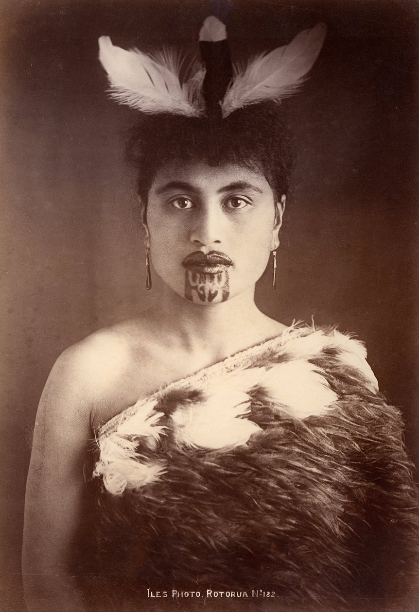 Maori vrouw, Rotorua, Nieuw-Zeeland door Arthur James Iles