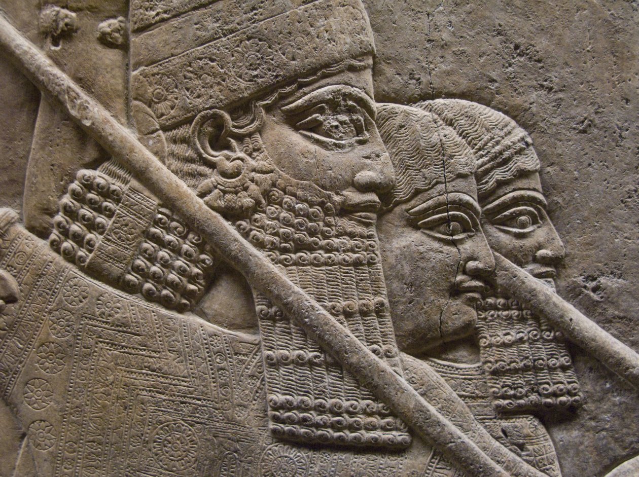 Koning Ashurnasirpal II tijdens een koninklijke leeuwenjacht, 7e eeuw v.Chr. door Assyrian