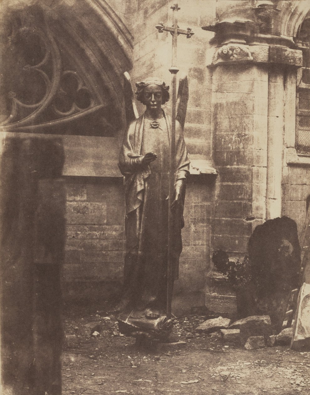 Engel van Geoffroy-Dechaume van de oostgevel van de Sainte-Chapelle,1851-1853 (foto) door Auguste Mestral
