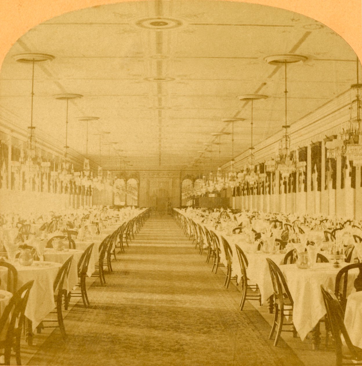 Eetzaal, Grand Union Hotel, Saratoga, Grootste Eetzaal ter Wereld, 1882 door B. W. Kilburn
