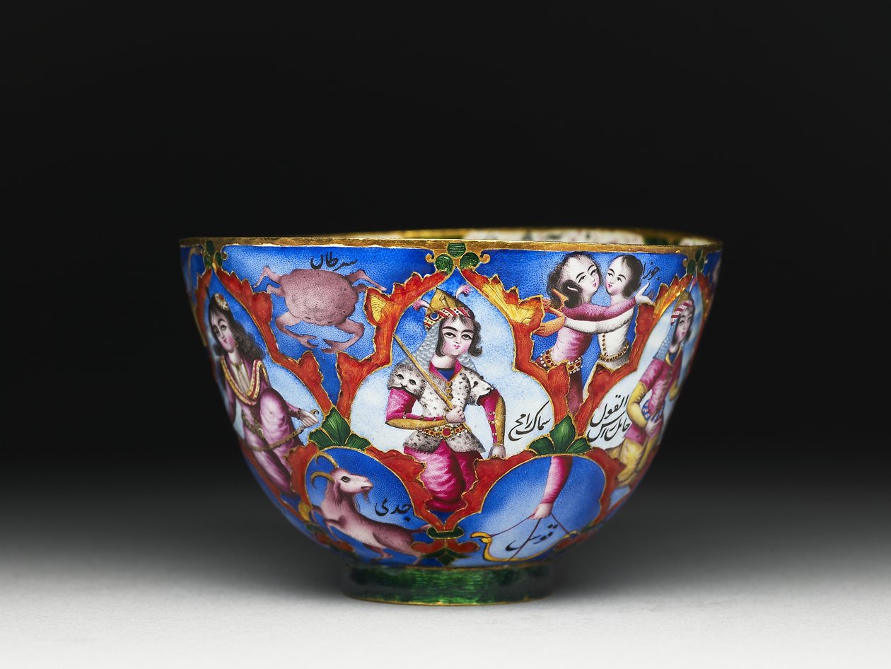 Kom met deksel, schotel en lepel met astrologische decoratie, begin 19e eeuw door Baqir