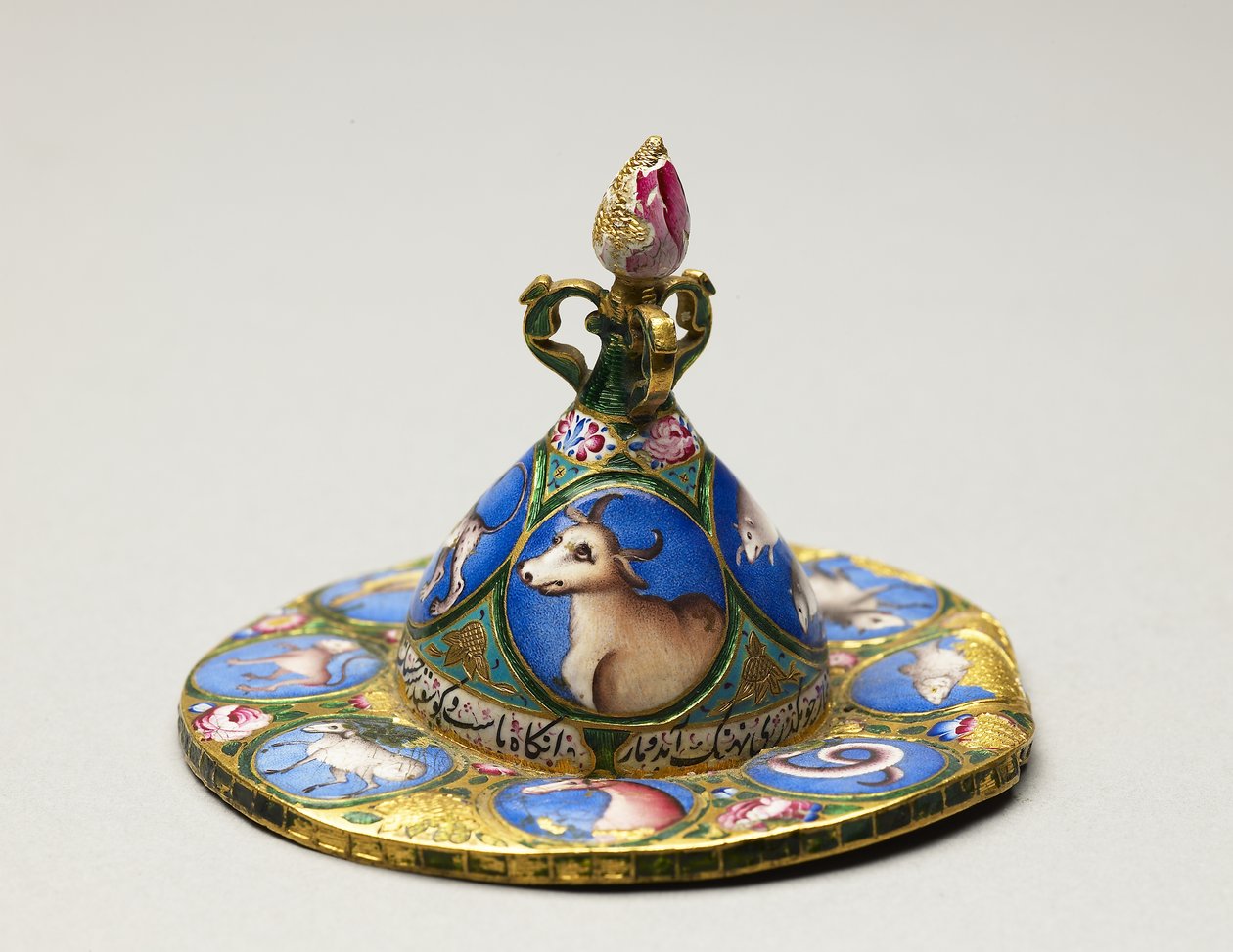 Kom met deksel, schotel en lepel met astrologische decoratie, begin 19e eeuw door Baqir