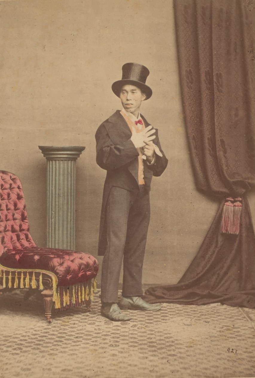 [Studioportrait van een Japanse man in westerse kleding], 1880s door Baron Raimund von Stillfried