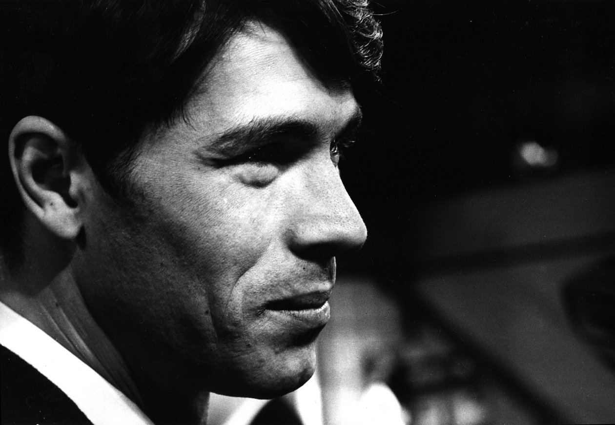  door Bernard Perrine