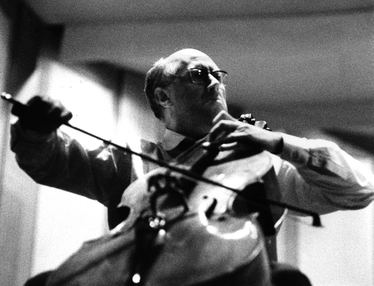 Mstislav ROSTROPOVICH door Bernard Perrine