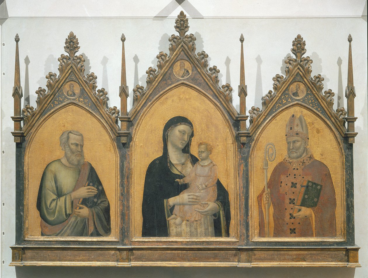Madonna en Kind met SS. Mattheüs en Nicolaas, altaarstuk, 1328 door Bernardo Daddi
