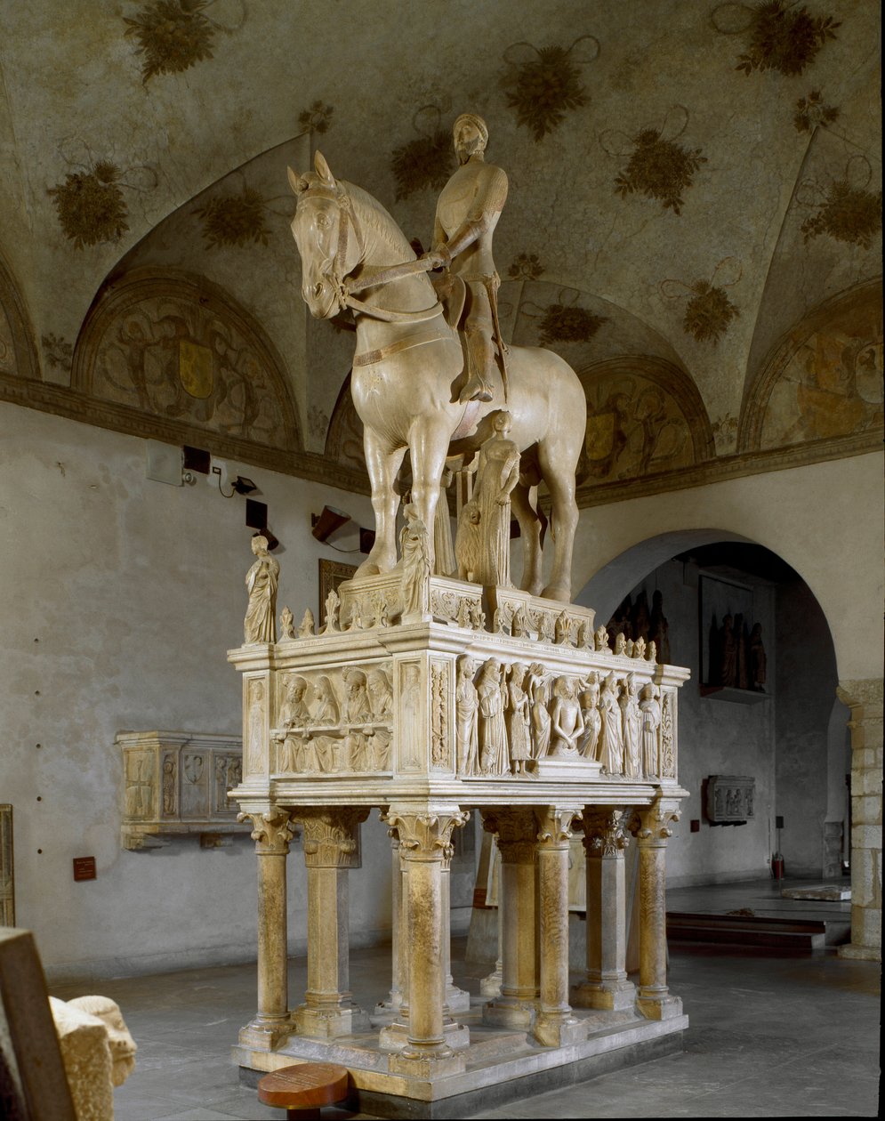 Ruitermonument ter ere van Bernabo Visconti (sculptuur) door Bonino da Campione