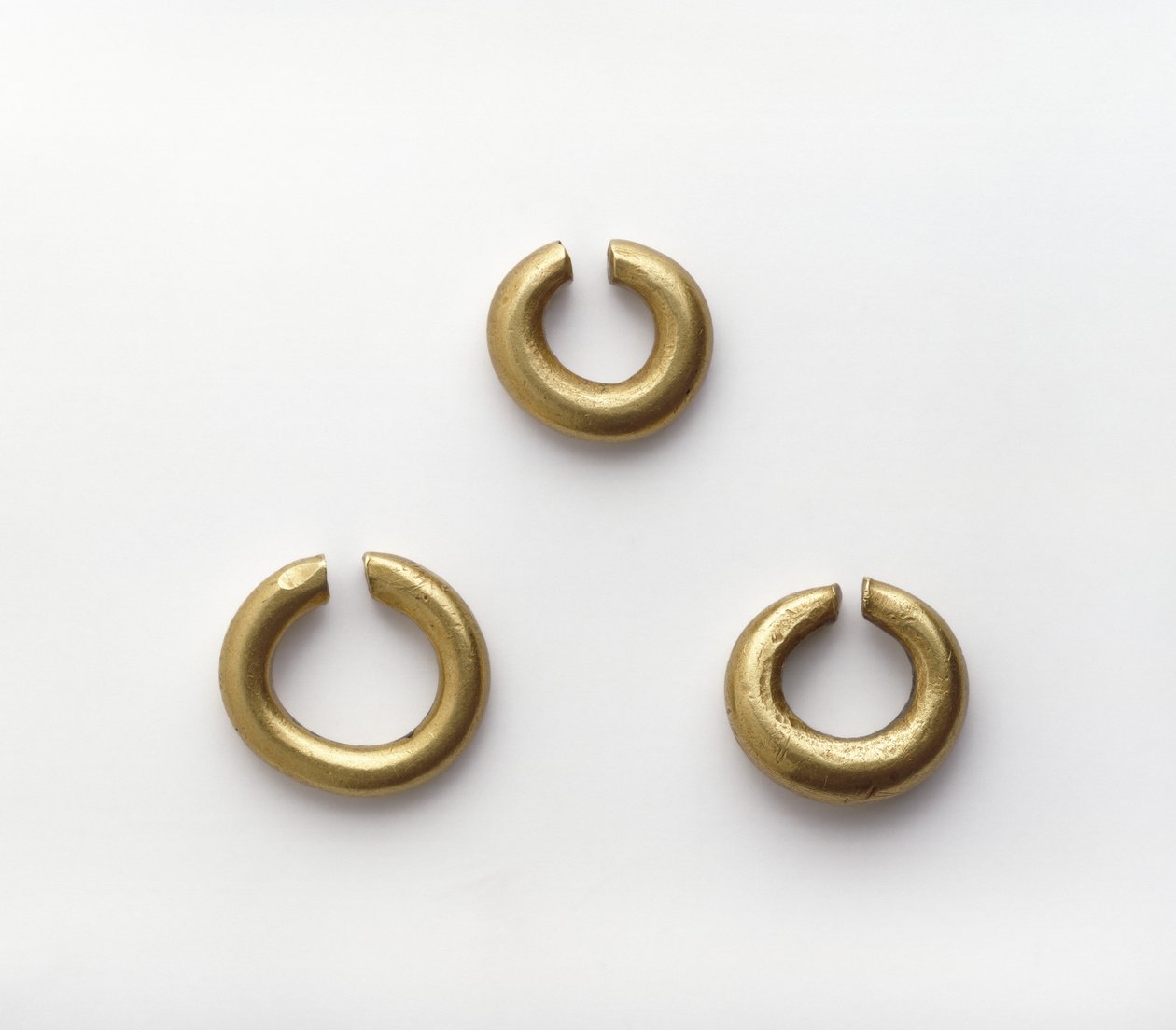 Gouden penannulaire ringen door British Late Bronze Age