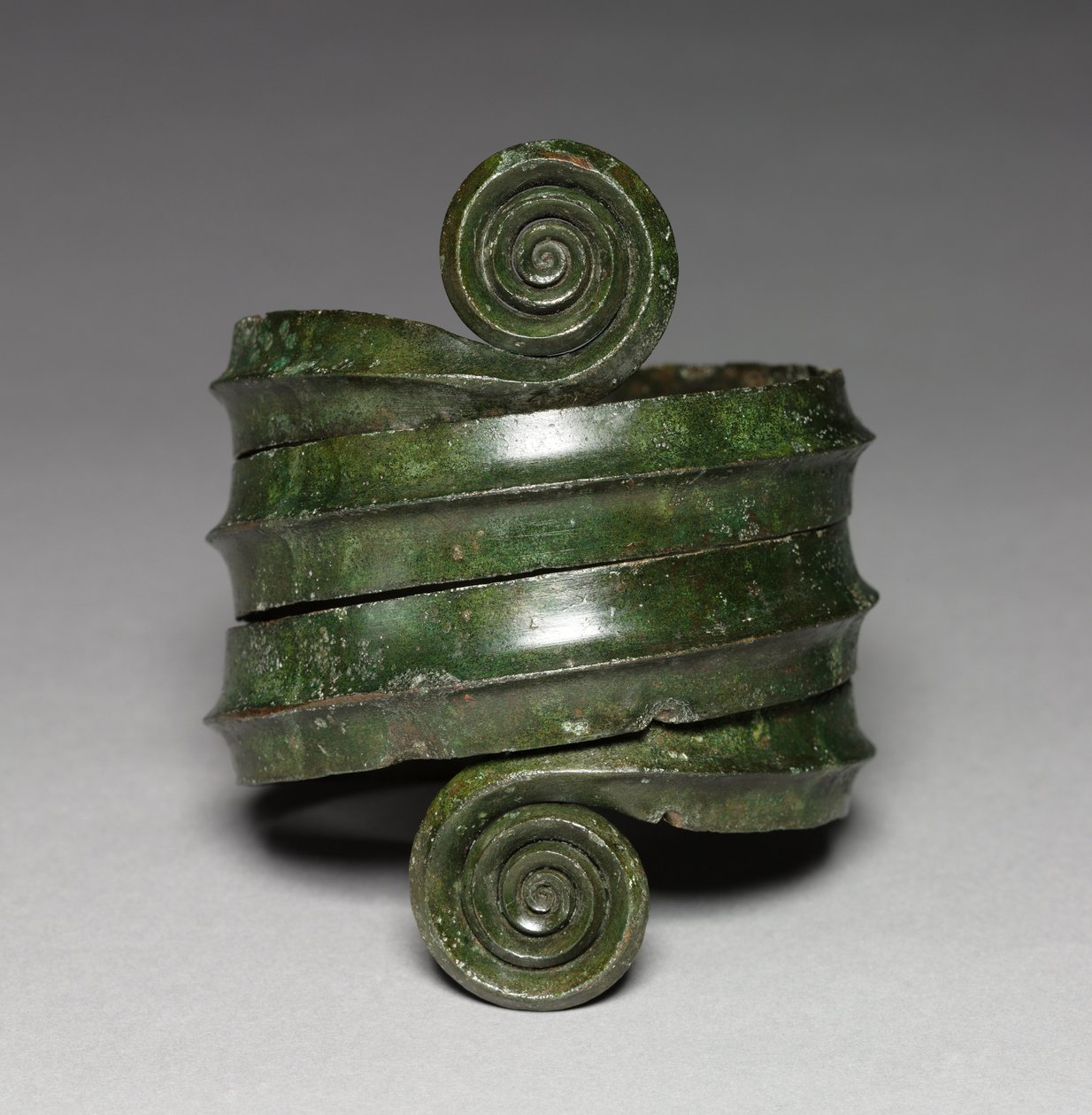 Gedraaide armband, Hongarije, ca. 1500 v.Chr. door Bronze Age