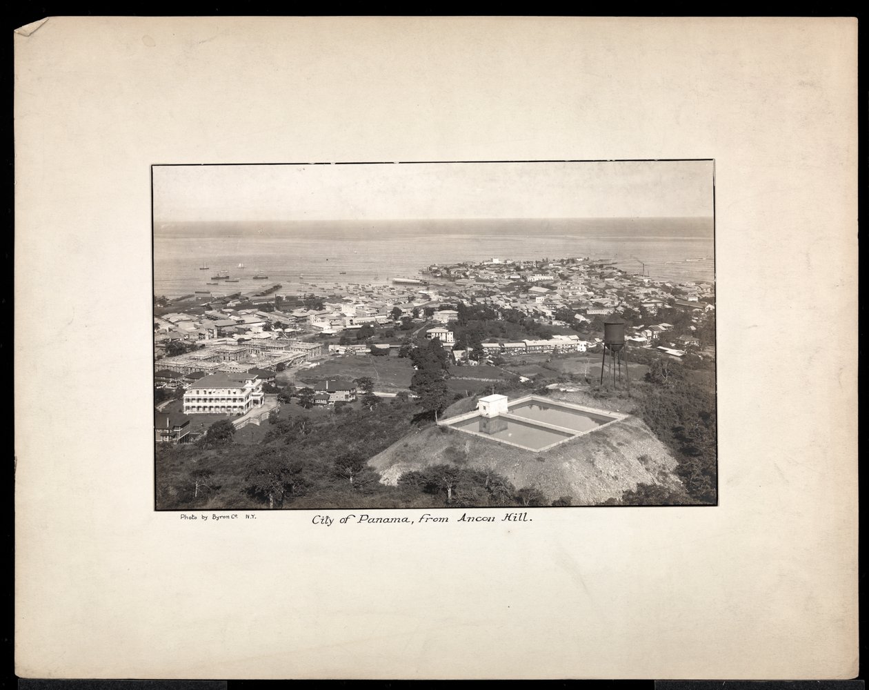 Luchtfoto van Panama City, 1912 of 1913 door Byron Company