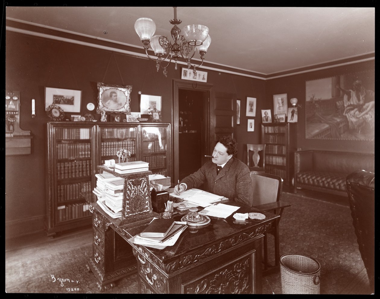 Edgar Smith, 1902-3 door Byron Company