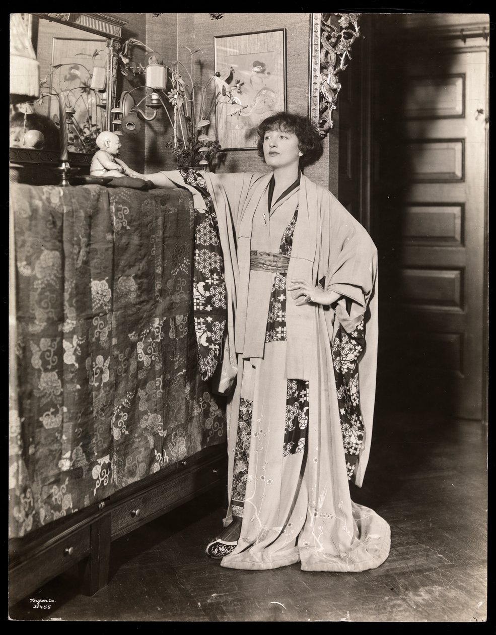 Florence Reed door Byron Company