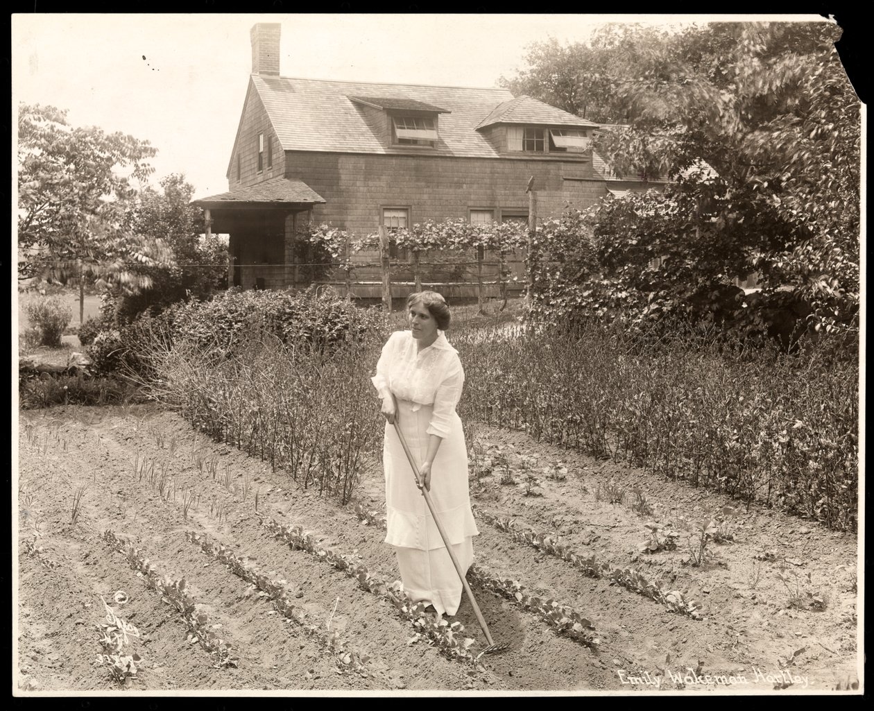 Emily Wakeman Hartley, c.1913 door Byron Company