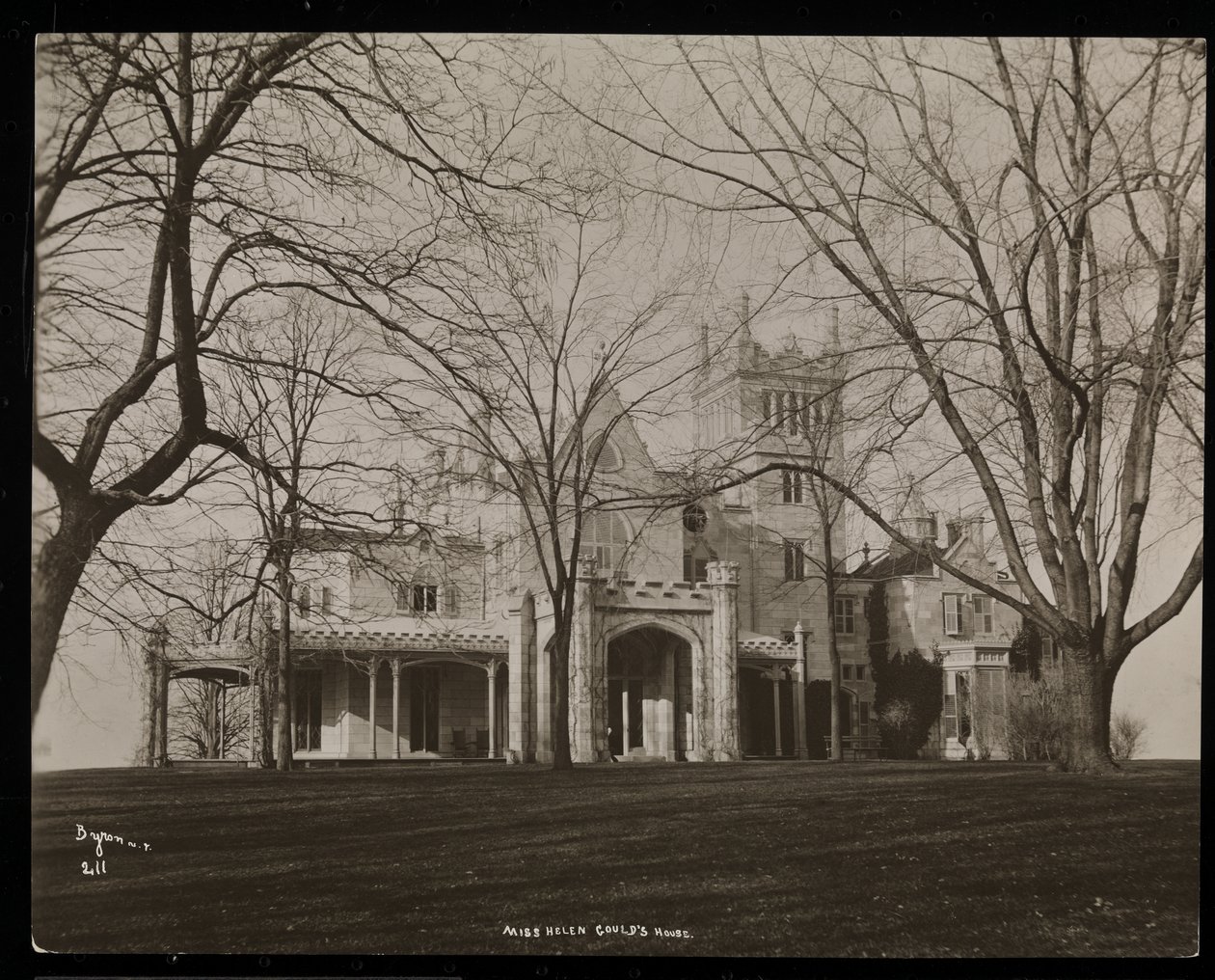 Het Helen Gould Landgoed (voormalige Jay Gould residentie) in Tarrytown, New York door Byron Company