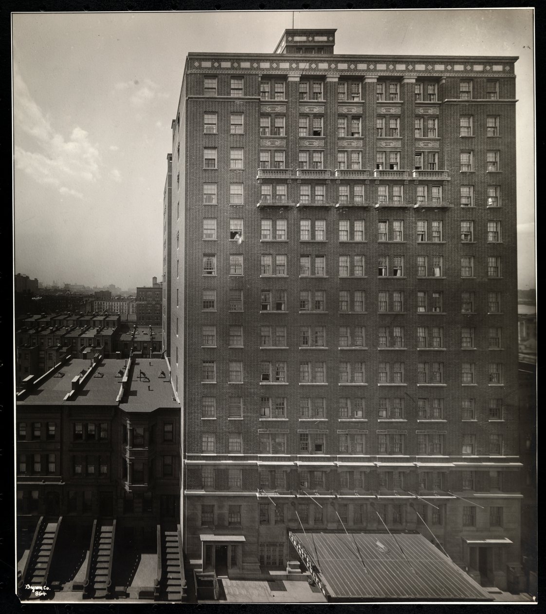 Het Hotel Robert Fulton, 228 West 71st Street, New York, 1920 door Byron Company