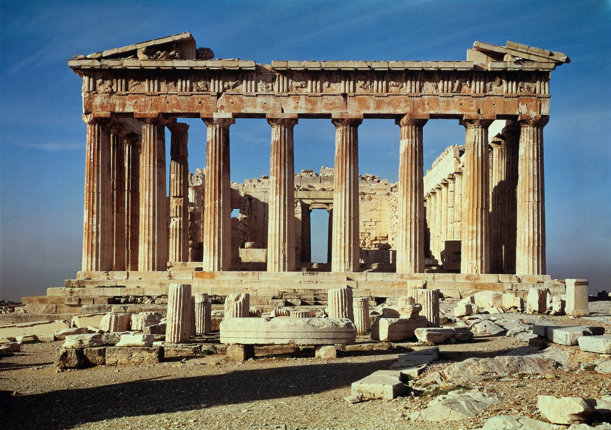 Gevel van het Parthenon, gebouwd 447-432 v.Chr. door Callicrates and Ictinus