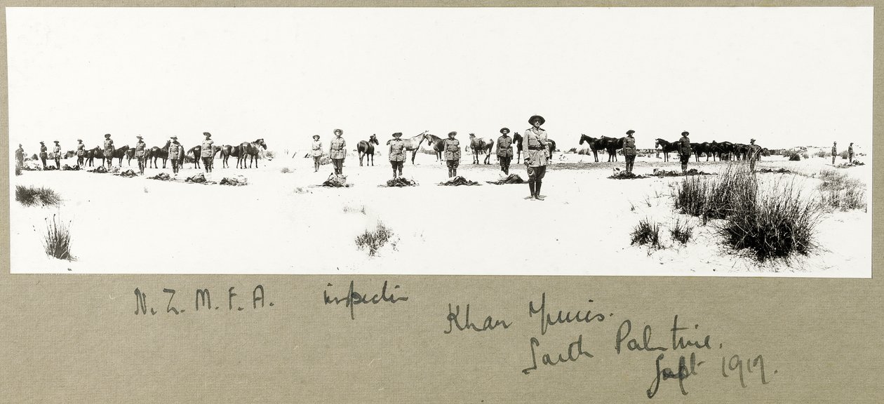 N.Z.M.F.A. inspectie, Khan Yunis, september 1917 door Capt. Arthur Rhodes