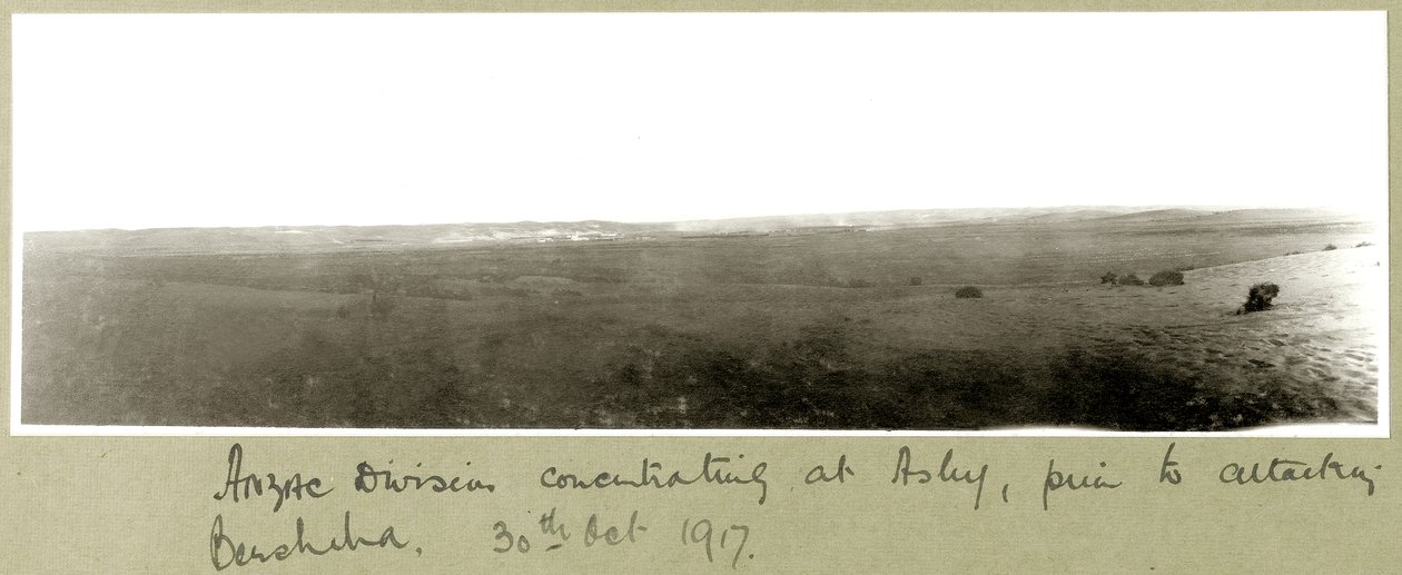 ANZAC-divisie concentreert zich bij Asluj voorafgaand aan de aanval op Beersheba, 20 oktober 1917 door Capt. Arthur Rhodes