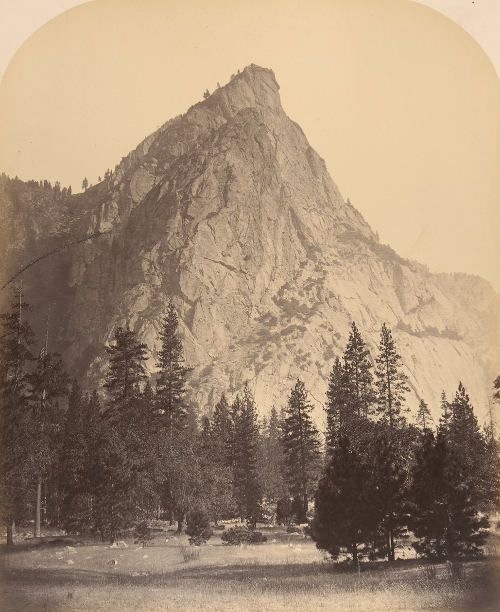 Drie Broers, Vooraanzicht, 4480 Feet, 1861 door Carleton Emmons Watkins