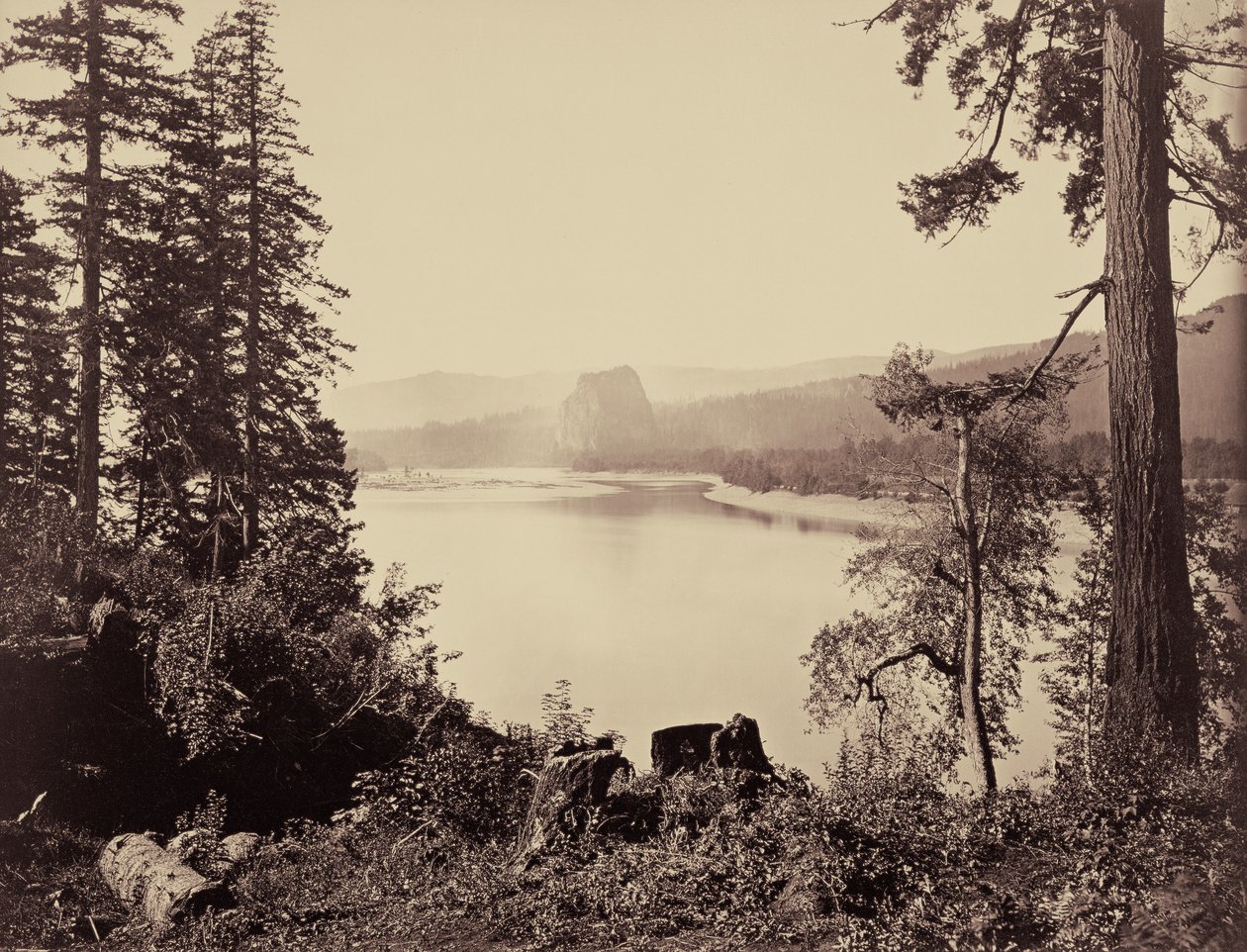 Castle Rock, Columbia River door Carleton Watkins