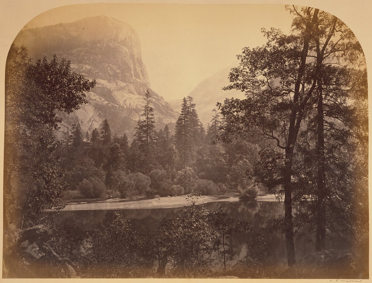 [Het meer - Yosemite] / [Lake Ah-Wi-Yah, Yosemite] / [Mirror Lake en Mount Watkins, Yosemite] door Carleton Watkins