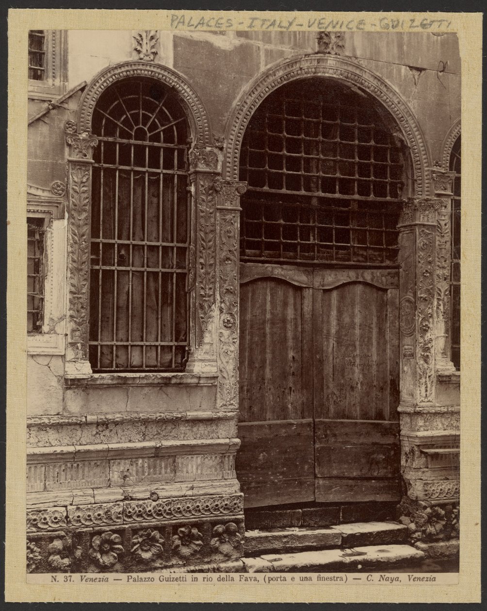Guizetti Palace door Carlo Naya