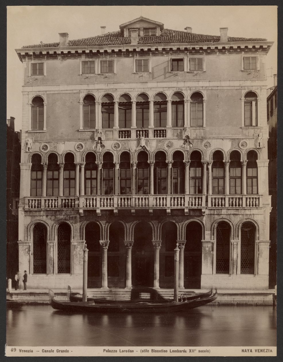 Paleis Loredan door Carlo Naya