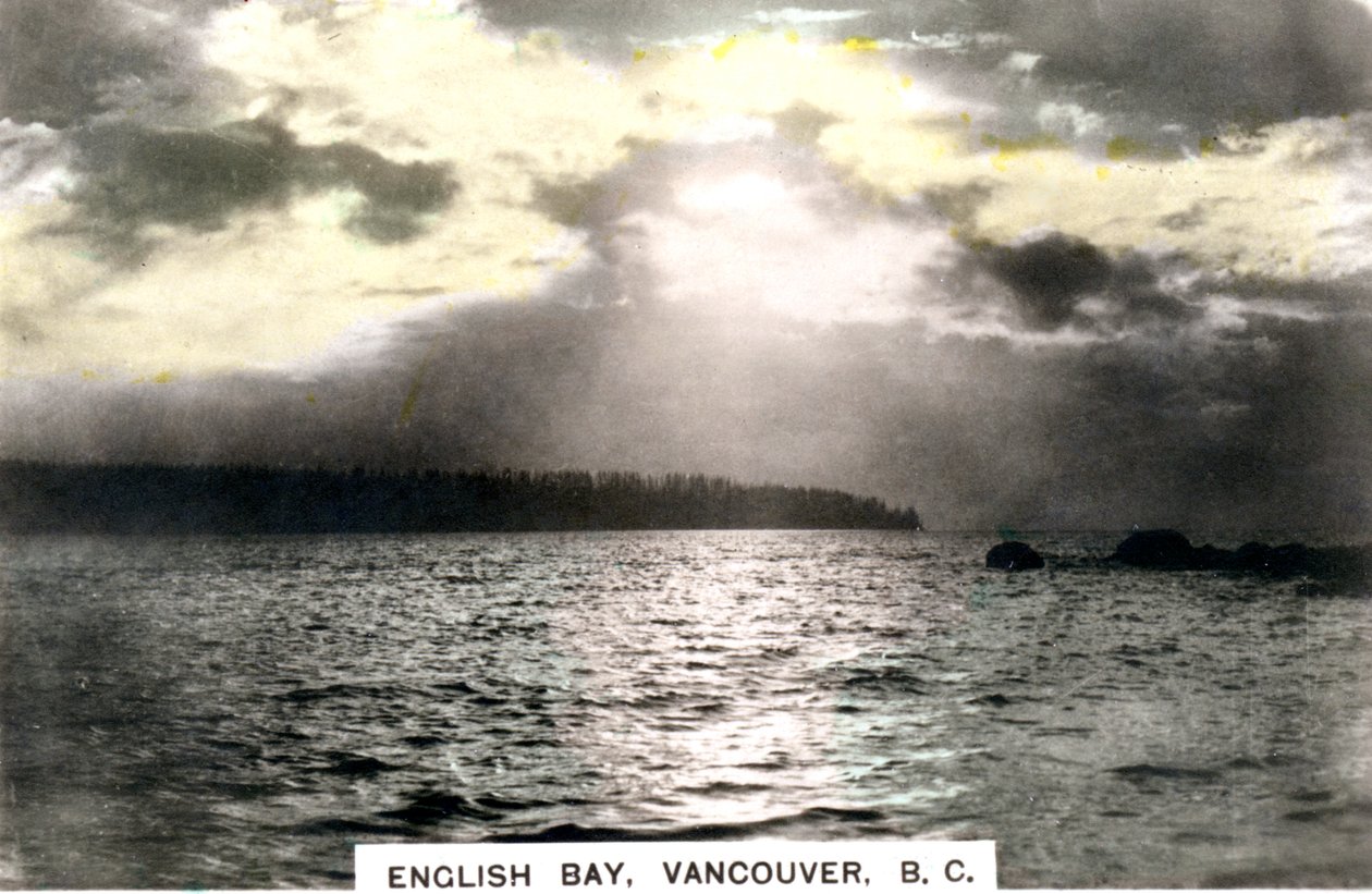 Zonsondergang over English Bay, Vancouver, British Columbia, Canada, ca. 1920s door Cavenders Ltd