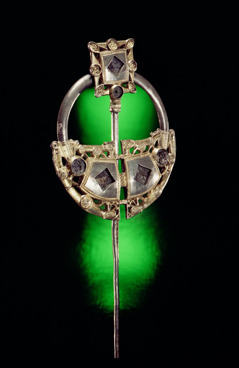 Ringvormige broche, Ardagh Hoard, Reerasta, County Limerick, Vikingtijd (verguld zilver) door Celtic