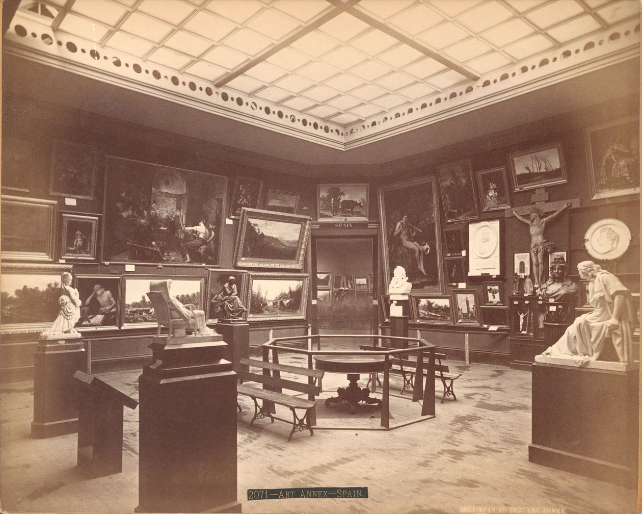 Uitzicht op de Kunst Annexe in de Spaanse Sectie van de Centennial Exposition door Centennial Photographic Co.