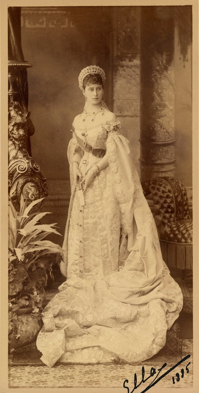 Portret van Grootvorstin Elizaveta Fjodorovna (1864-1918), Prinses Elizabeth van Hessen en bij de Rijn door Charles Bergamasco