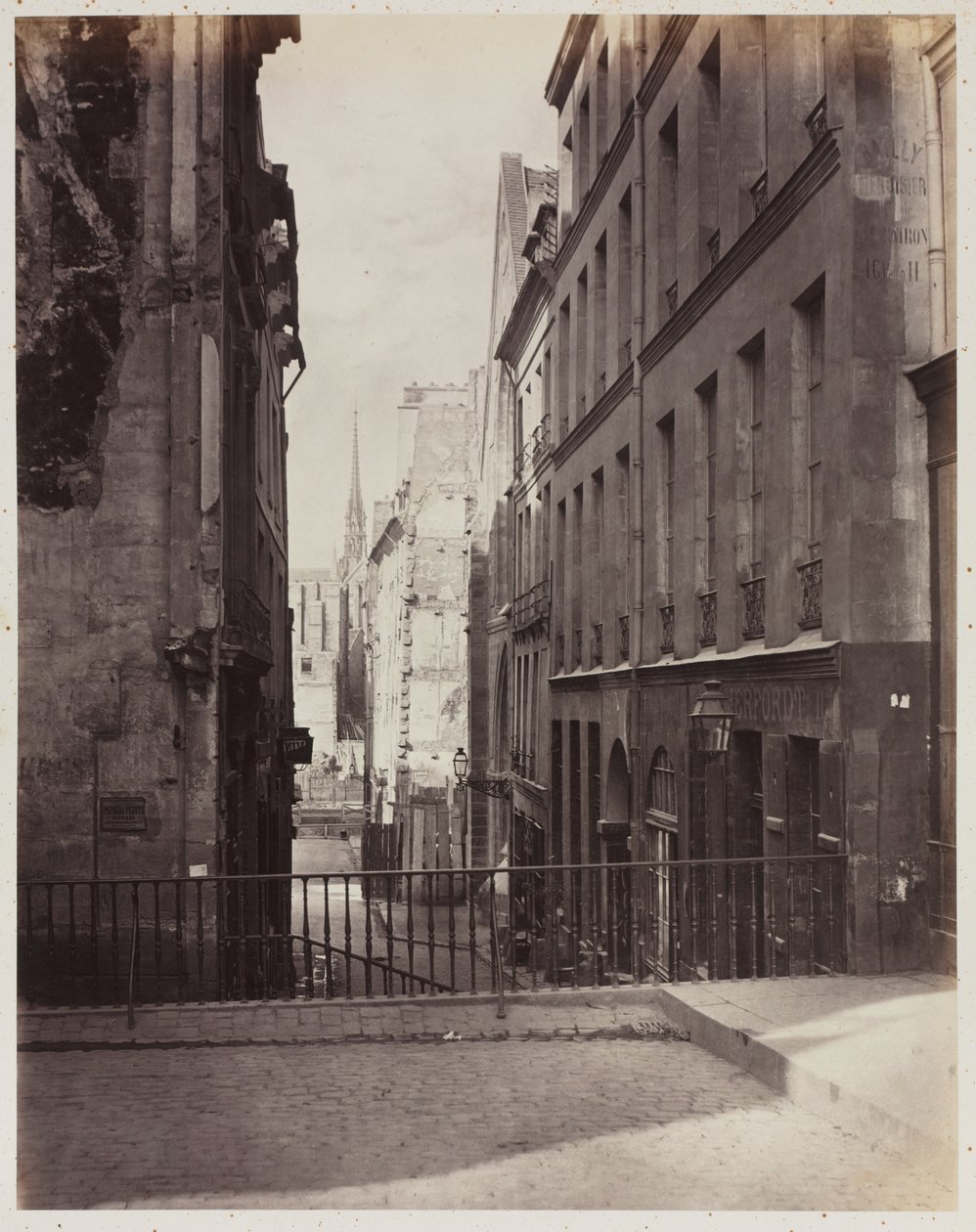 Rue Jean-de-Beauvais. Gezicht vanaf de Rue des Écoles naar de Boulevard Saint-Germain, in aanbouw door Charles Marville