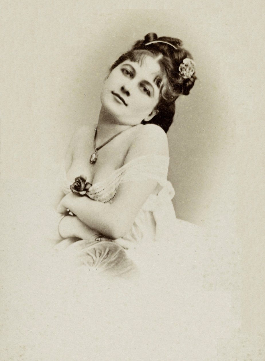 Portret van de actrice Henriette Victoire Drouard (1851-1923). door Charles Reutlinger
