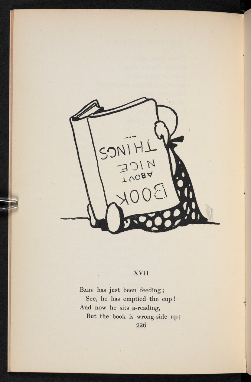 XVII. Een rijm. Een kind leest een boek ondersteboven. door Charles Robinson