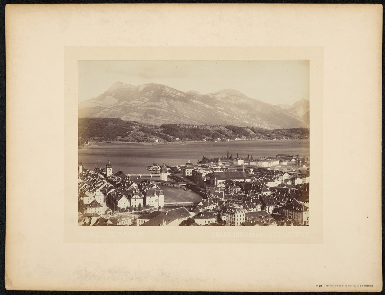 Lucerene en de Rigi, uitzicht vanaf de Gutsch door Charnaux Frères and Cie.