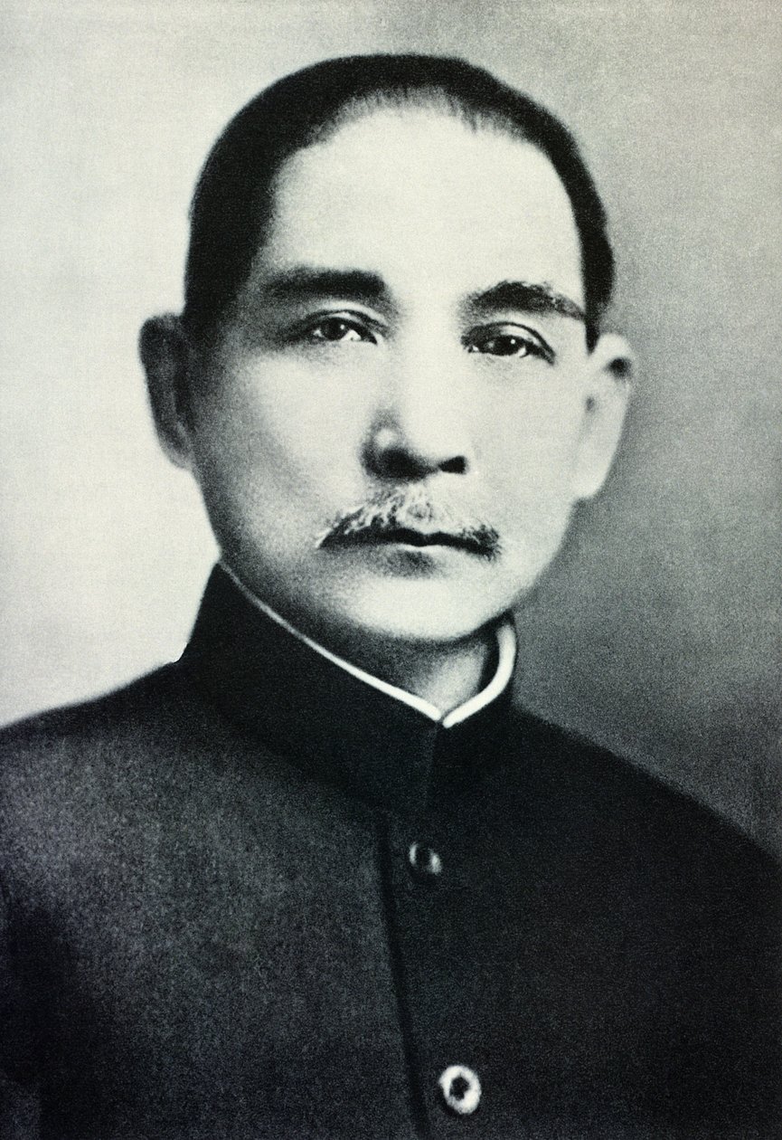 Portret van Dr. Sun Yat-Sen (1866-1925) door Chinese Photographer