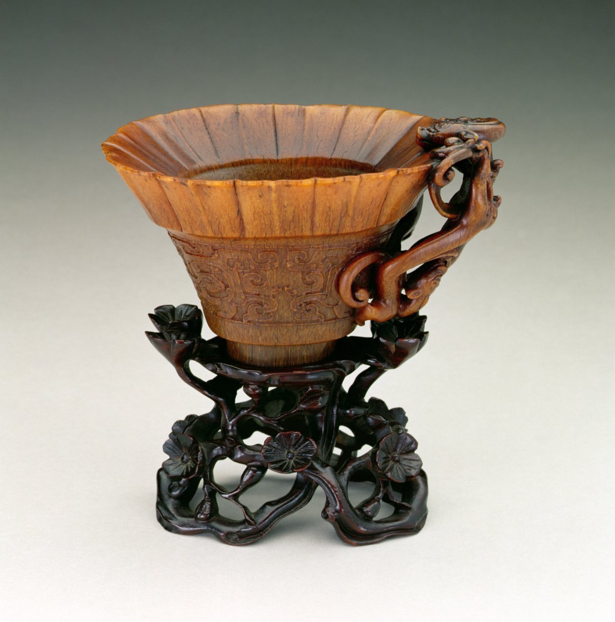 Libatiebeker, Qianlong periode 1736-95, Ching dynastie, Chinees, midden 17e eeuw door Chinese School