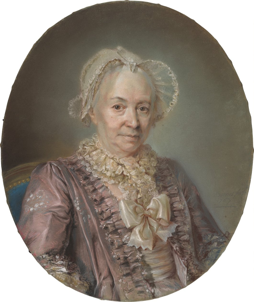 Een oudere dame in een mauve zijden jurk door Claude Bornet