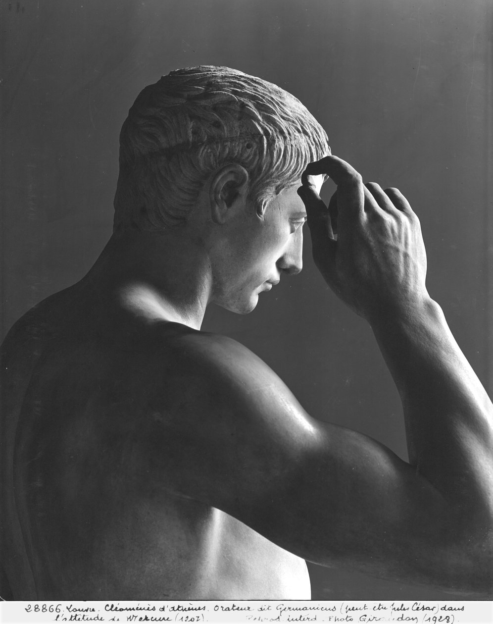 Marcellus als Mercurius, geïdentificeerd als Germanicus, Caesar en Octavianus, ca. 23 v.Chr. (detail) door Cleomenes
