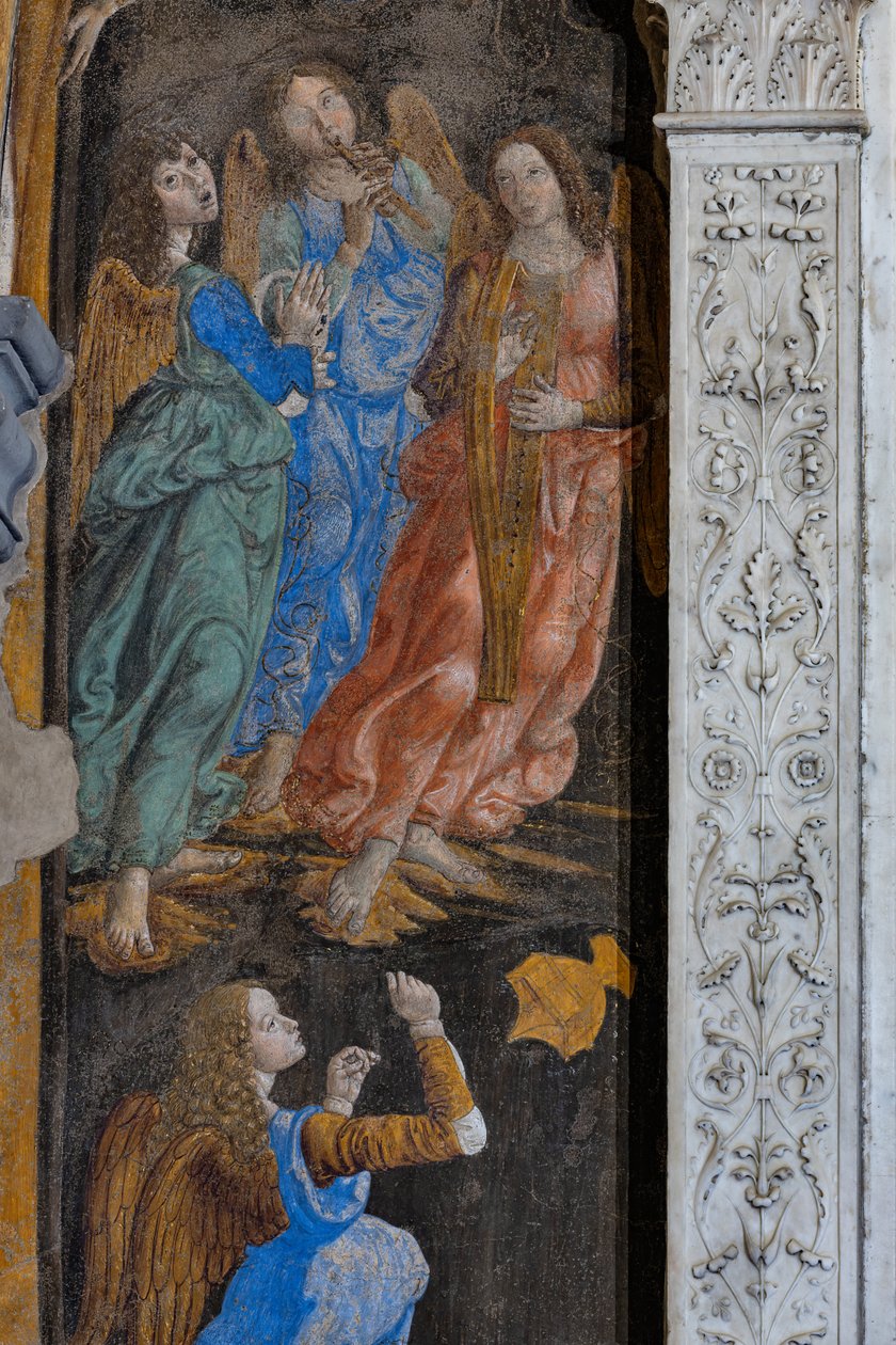 Wonder van het Sacrament: detail met enkele engelen die muziek spelen (fresco) door Cosimo Rosselli