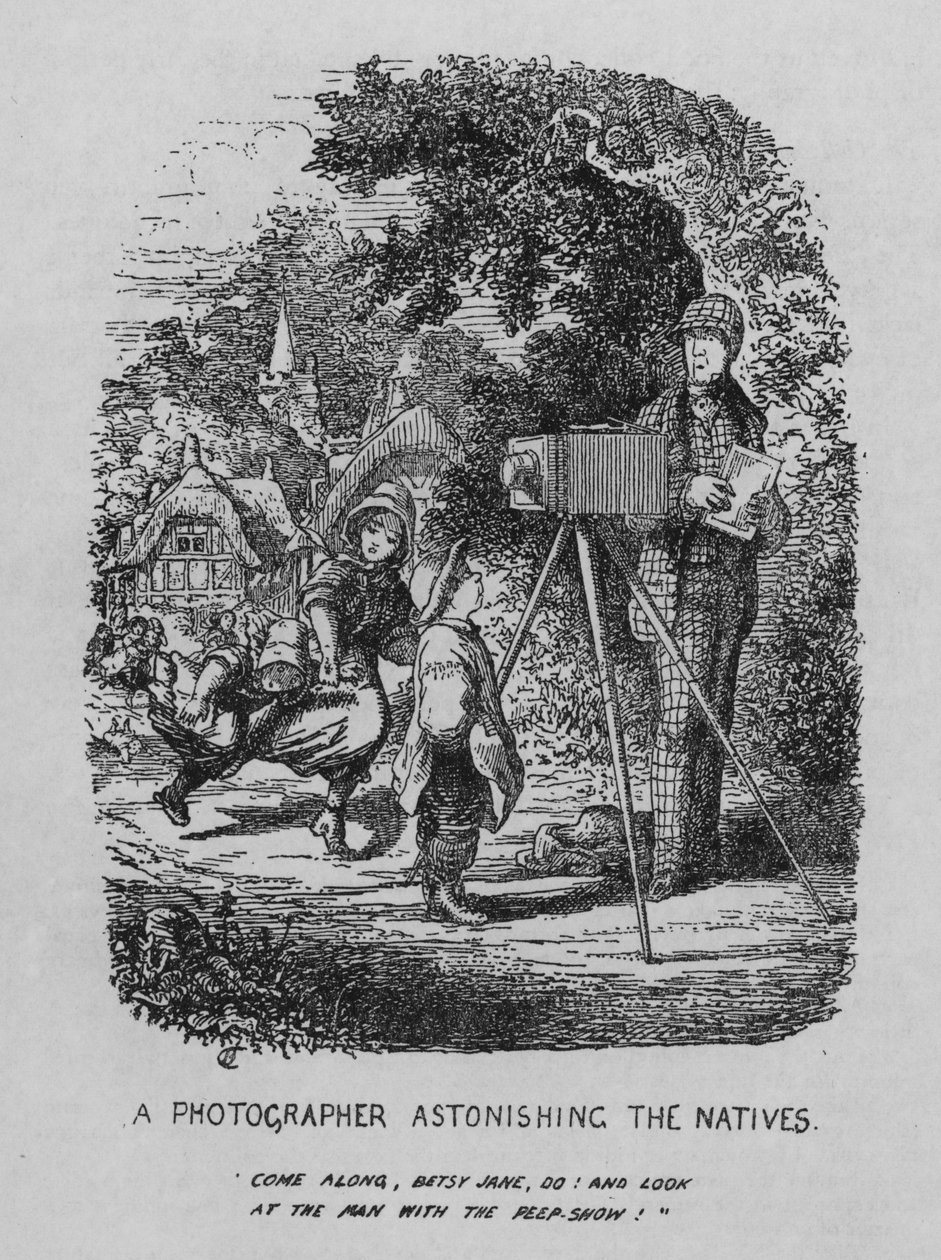 Een fotograaf die de oorspronkelijke bewoners verbaast (litho) door Cuthbert Bede